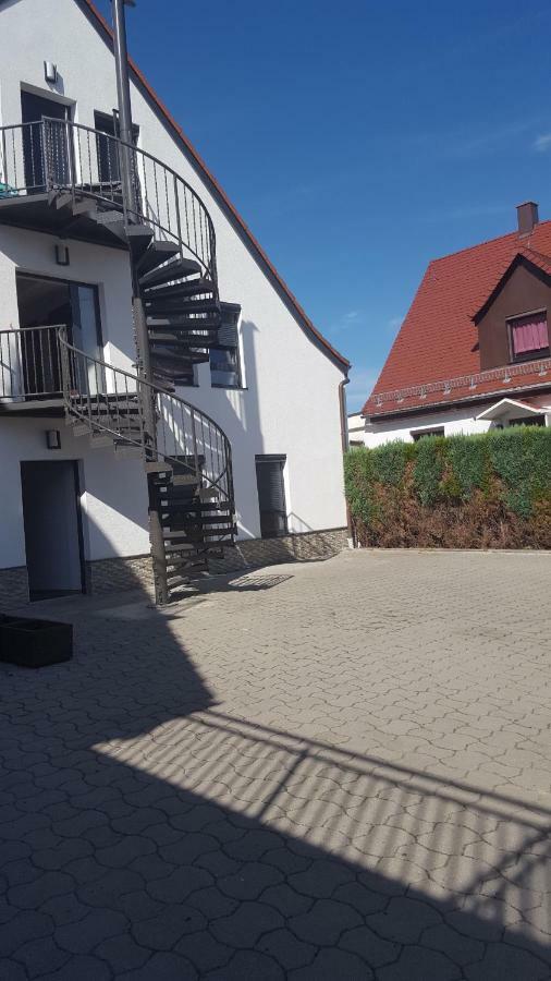 Apartments In Weissenhorn Вайсенхорн Экстерьер фото